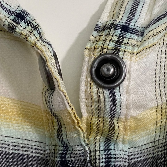 Harley-Davidson Plaid Shirt with Graphic on Back - Picture 7 of 9